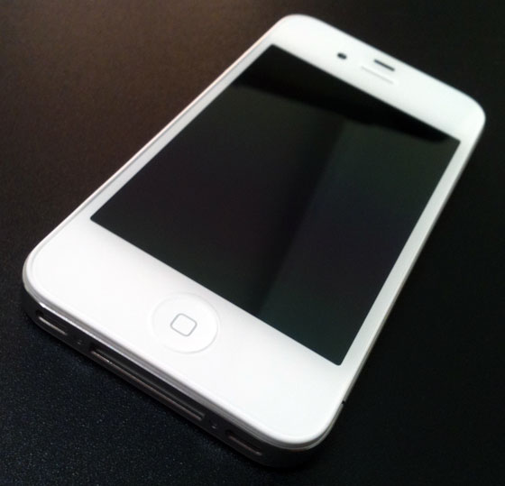 iphone4-white-bought-4reason-body