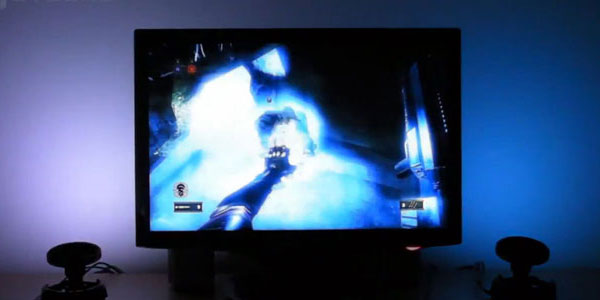 ゲームや動画のシーンに合わせて色を変えてくれる間接照明『Cyborg Gaming Lights』