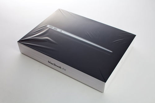 macbook-air-mid-2012-review-2011-box