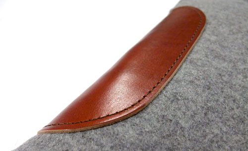 macbook-air-sleeve-body-leather