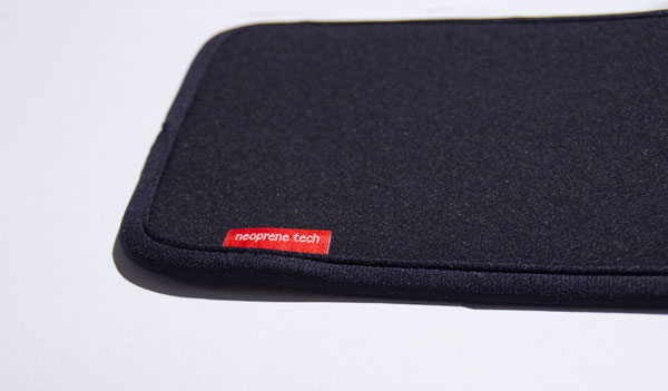 ipad-mini-slip-in-case-badge