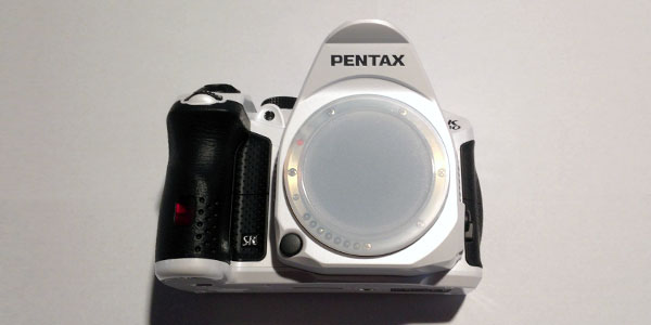 pentax-k30-review-body-front