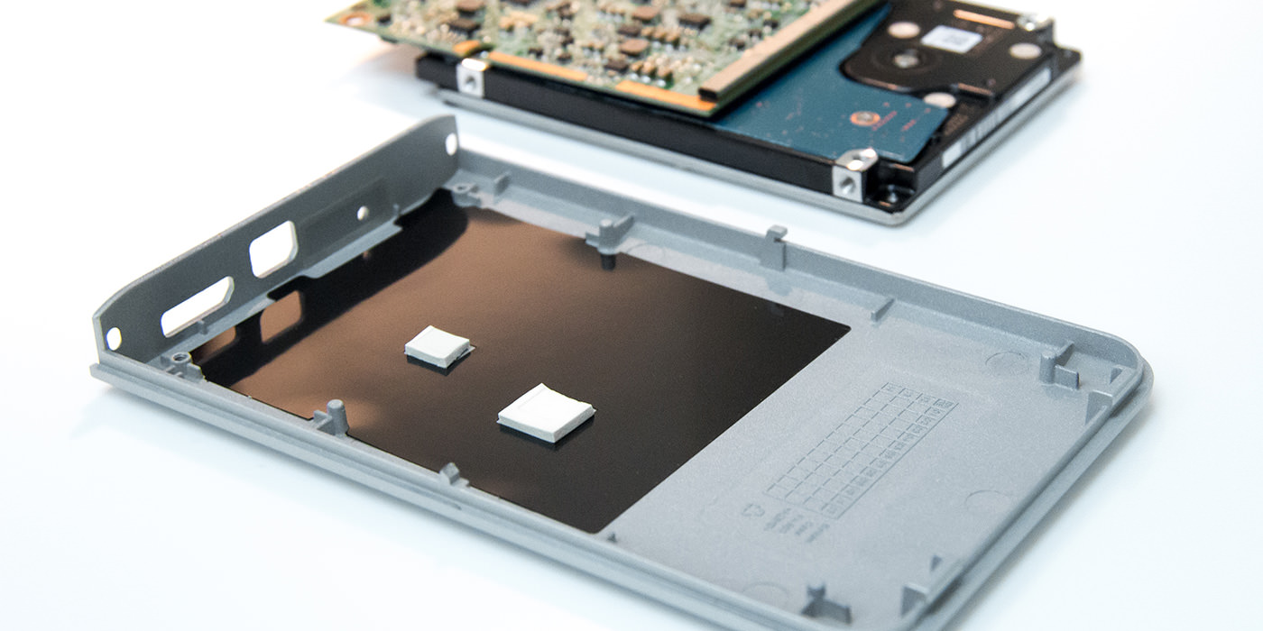 超美しいThunderbolt外付けHDD『Mg』を、Thunderbolt外付けSSDとして
