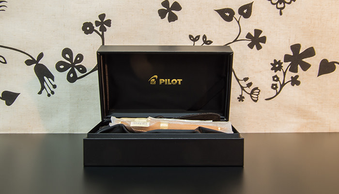 pilot-custom-ichii-review-black-box-open