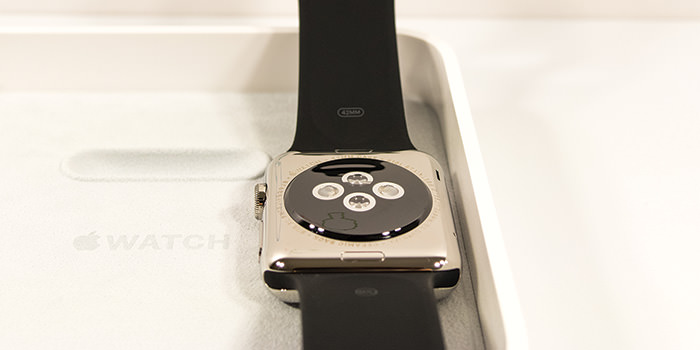 apple-watch-review-body-back-entire