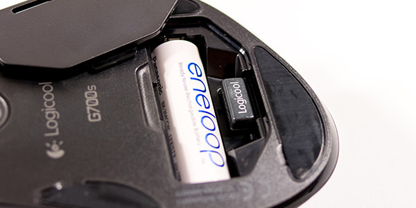 review-logicool-g700s-usb-socket