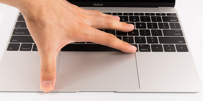 review-macbook-2016-trackpad-size