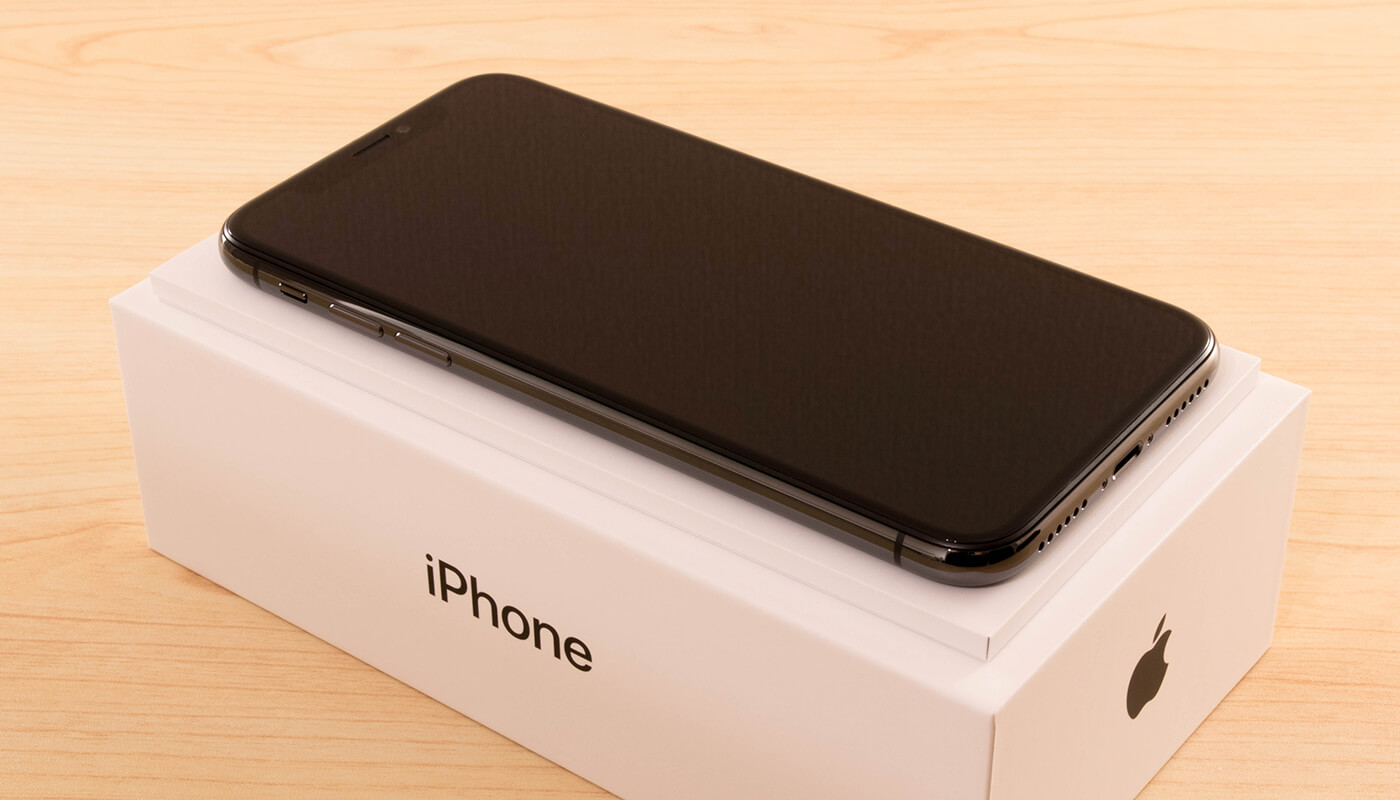 レビュー】良くも悪くも従来のiPhoneと似て非なるフラグシップ