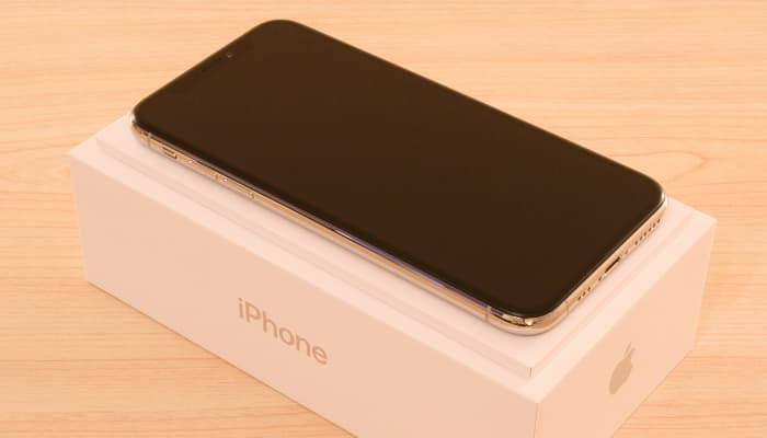 review-iphone-xs-front